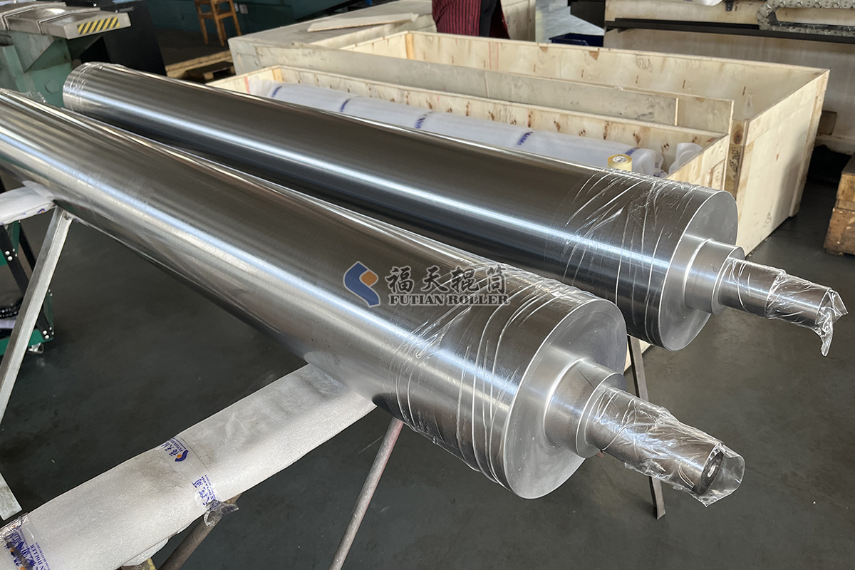 福天輥筒對浙江數(shù)碼印花機(jī)公司出貨一批鍍鉻輥2.jpg